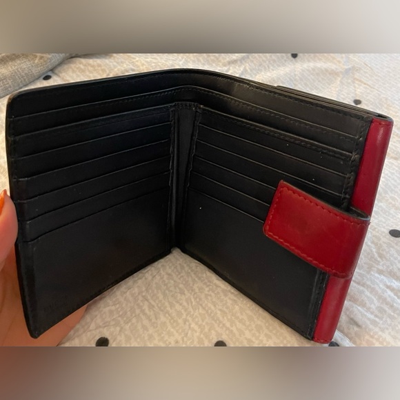 Gucci GG Supreme Sherry Line Wallet - Picture 7 of 8